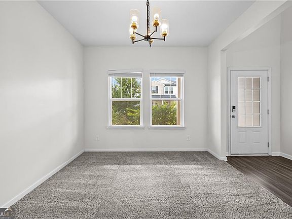 5th image of 5947 Green Ash Ct