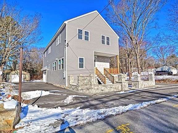 3rd image of 90 Weymouth St