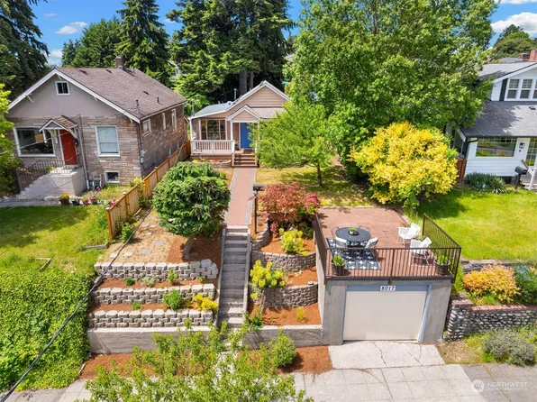 8017 Corliss Avenue N, Seattle, WA 98103
