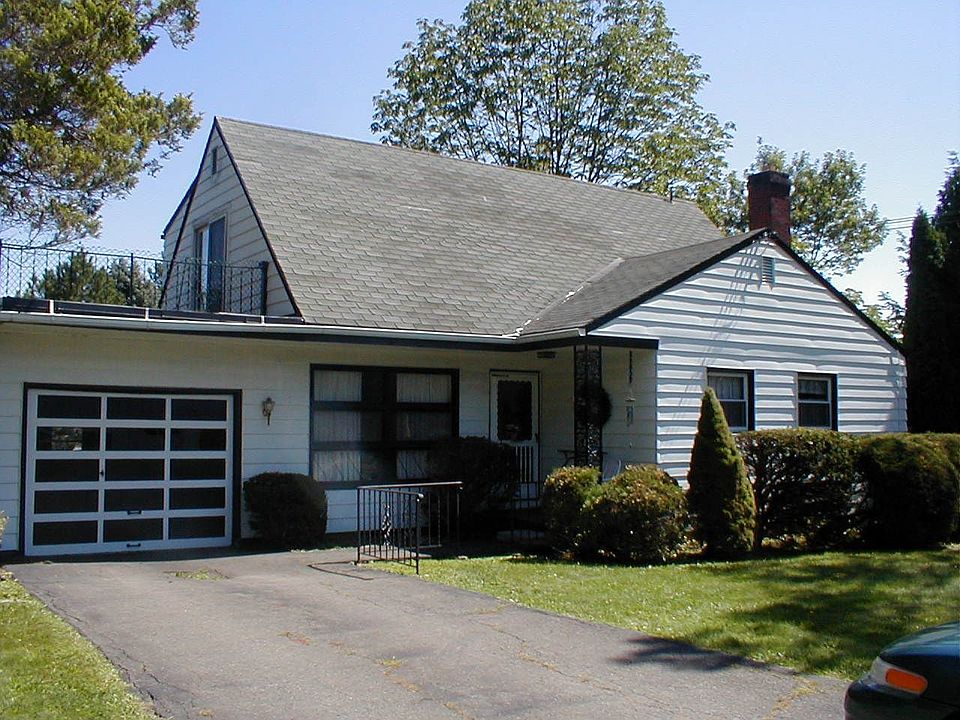 1st image of 1233 W Clinton St