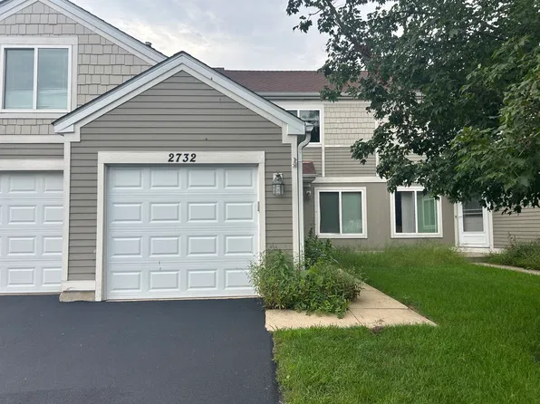 2732 Wilshire Ct, Aurora, IL 60502