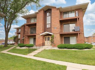 15741 S Thomas Ln #LL, Oak Forest, IL 60452