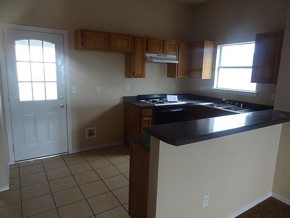 4th image of 8201 Mercury St #A