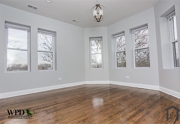 2nd image of 7927 S Marquette Ave APT 1D