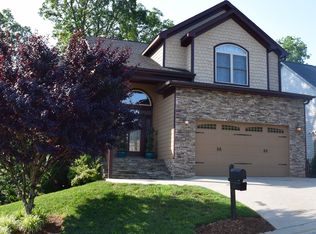 16 Stone House Rd, Arden, NC 28704