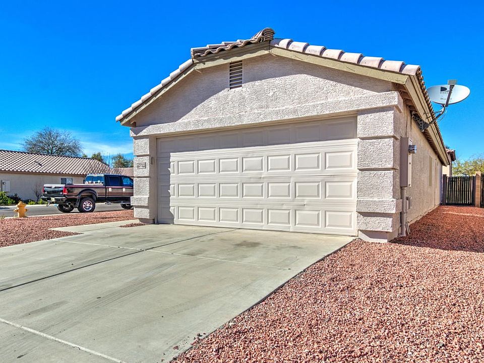 11222 W Montecito Ave-3