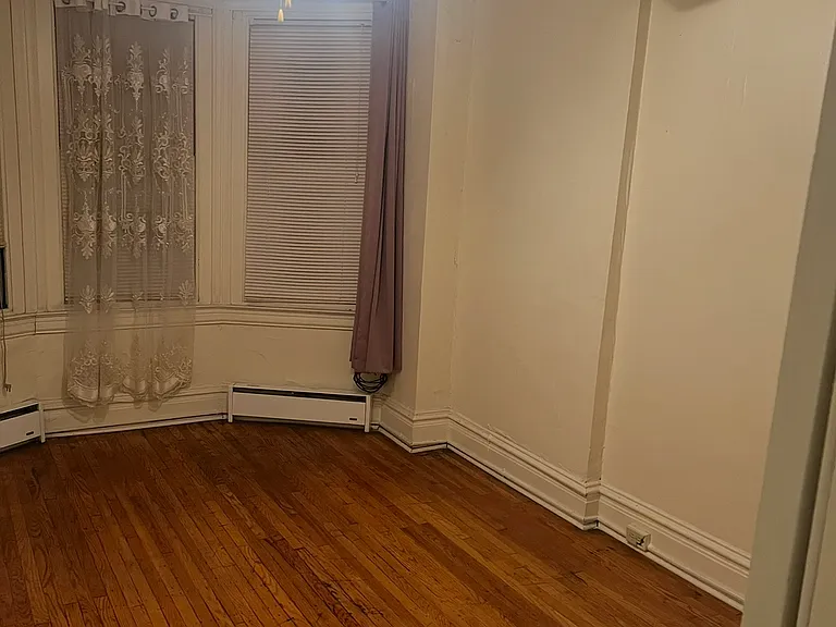 4620 Cedar Ave #2 — Photo 9