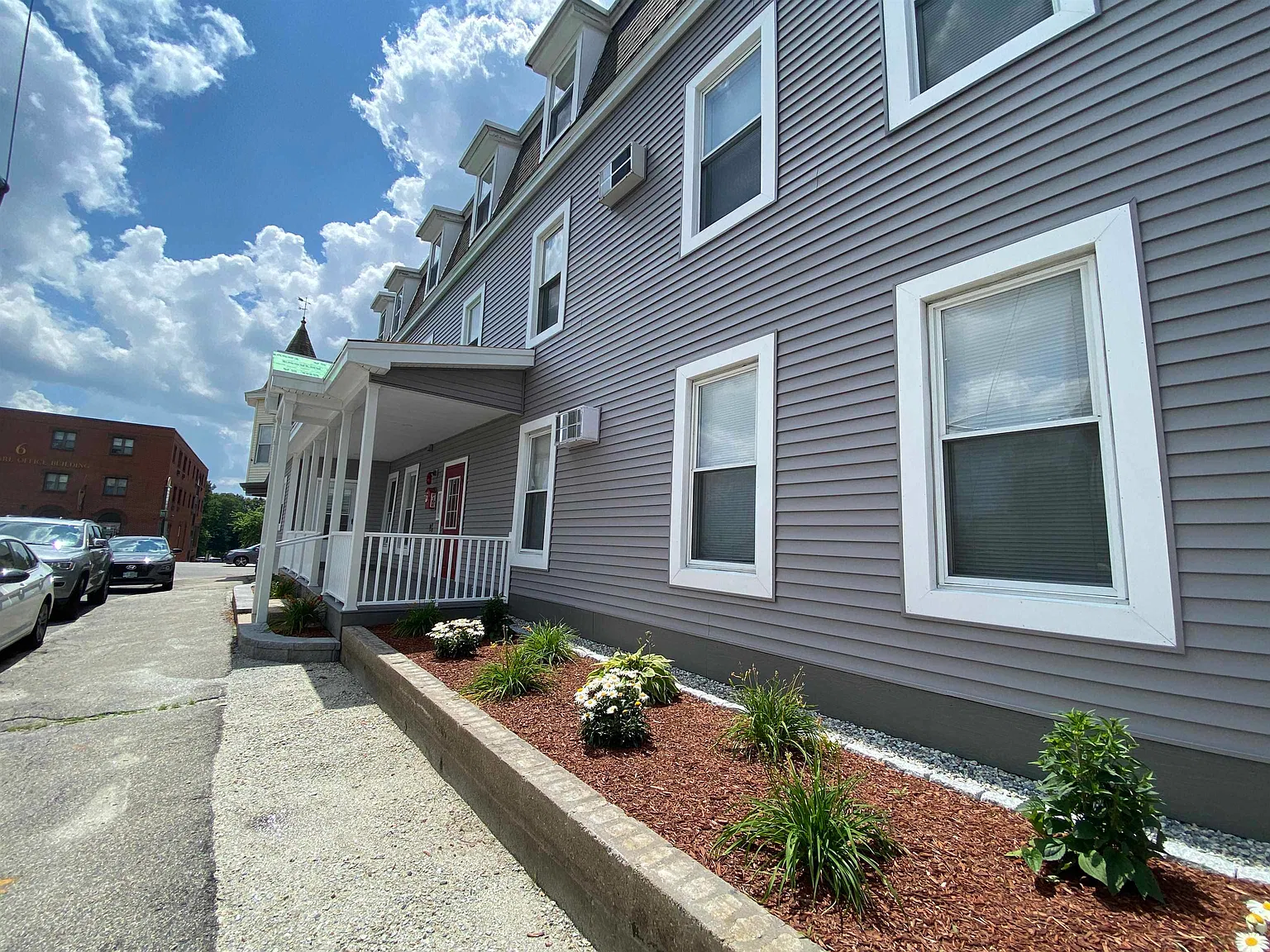 4 Martin St — Photo 3