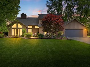 50 Framingham Ln, Pittsford, NY 14534
