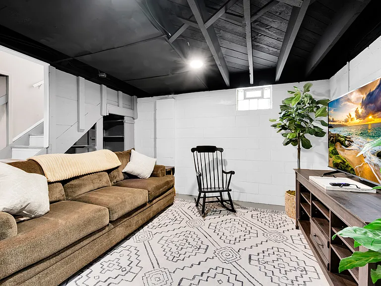 8274 Sterling St — Photo 20