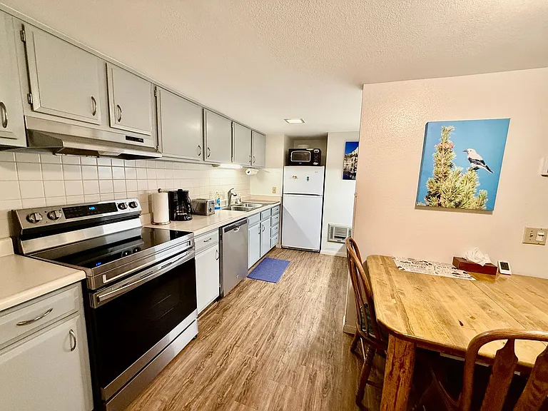 2289 Sierra Nevada Rd — Photo 13