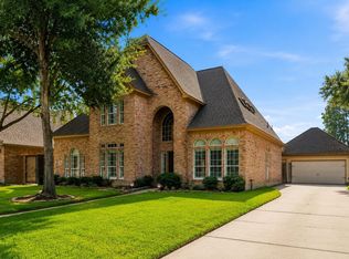 24622 Okehampton Dr, Tomball, TX 77375