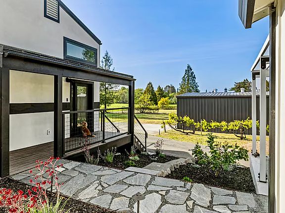 4th image of 3314 Gravenstein Hwy S