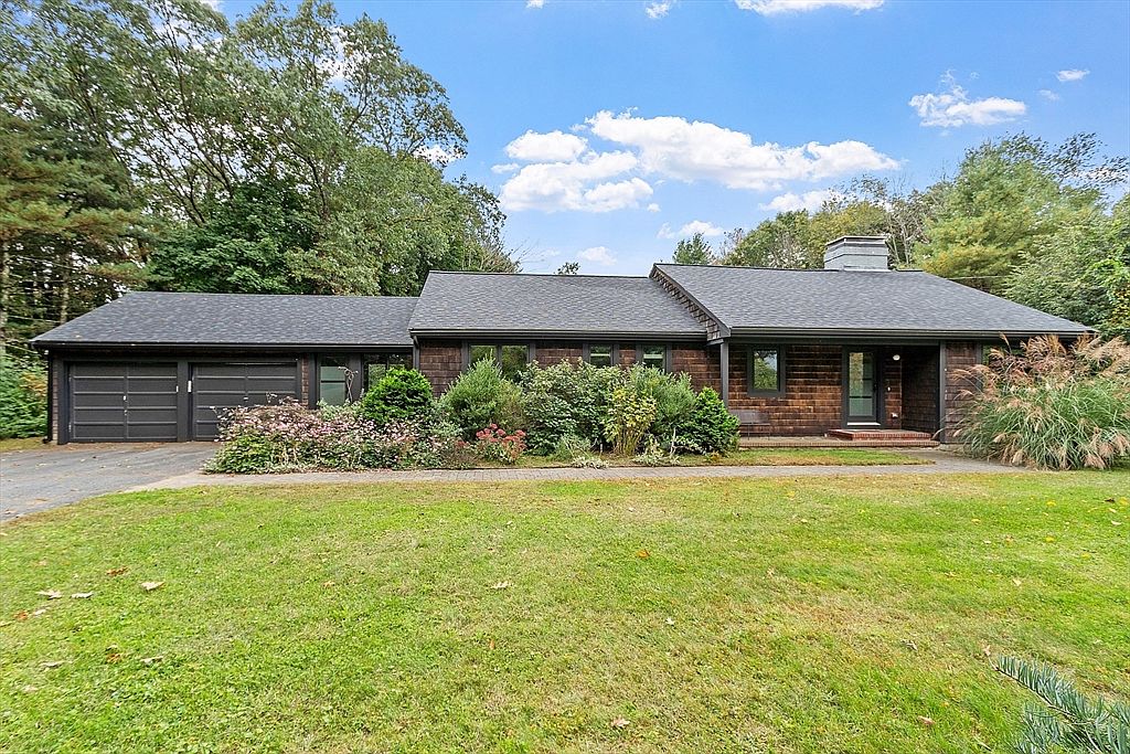 15 Hillside Rd, Lincoln, MA 01773 | Zillow