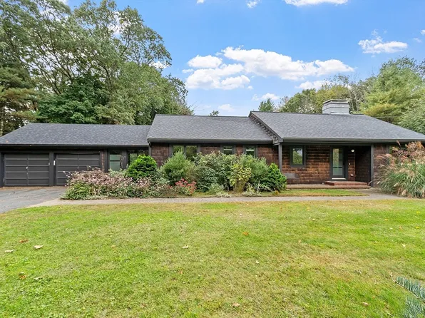 15 Hillside Rd, Lincoln, MA 01773