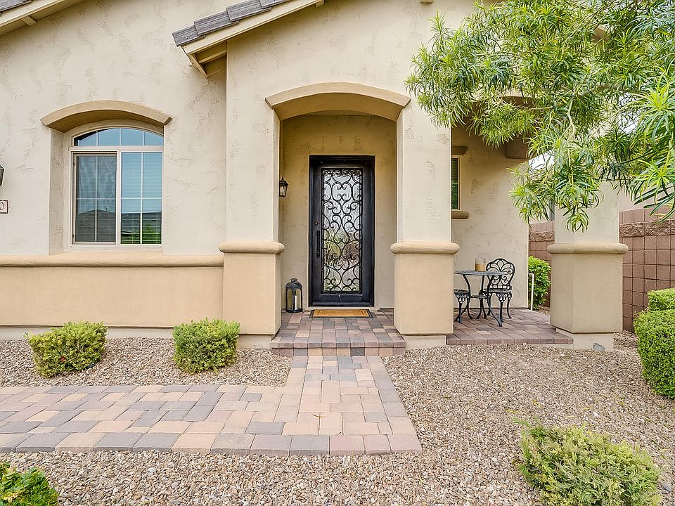 1st image of 380 E Torrey Pines Pl