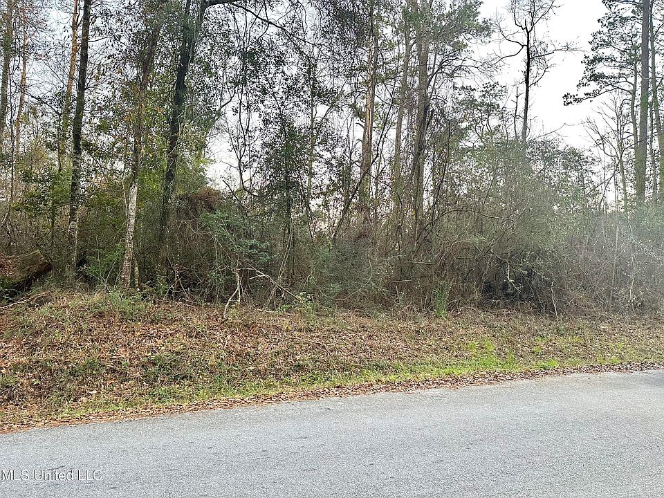 2nd image of Nhn Biloxi Dr