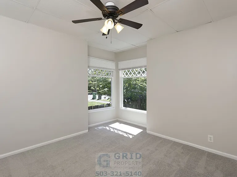 6827 SE Mitchell Ct — Photo 5