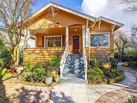 2nd image of 2332 45th Avenue SW