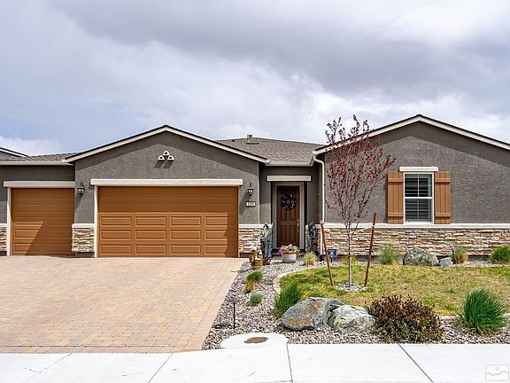 3rd image of 2250 Deschutes Dr