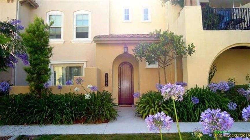 1st image of 2072 Silverado St