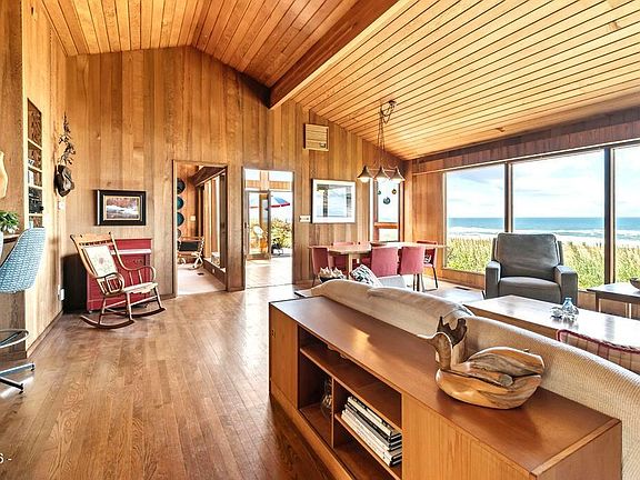2nd image of 243 Salishan Dr