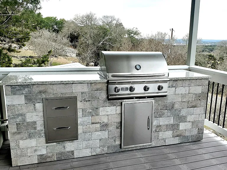1526 Lakeside Dr W — Photo 23