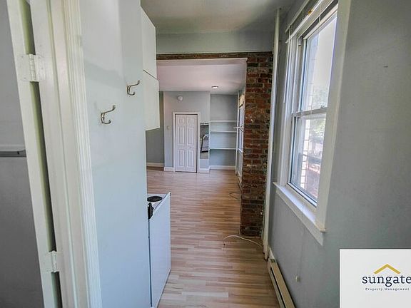 5th image of 500 S Collington Ave APT B