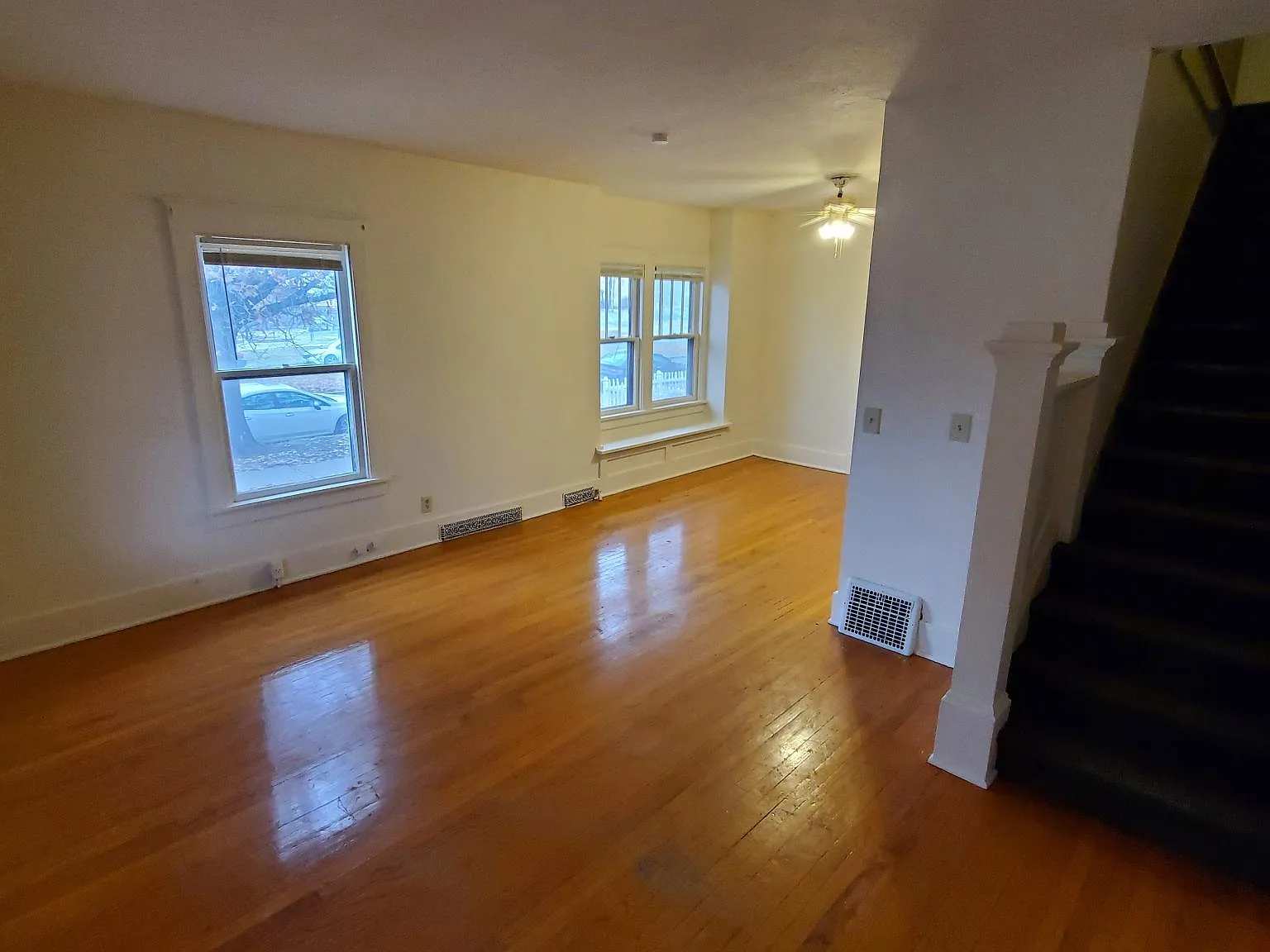 3 bed, 2126 sqft, $1,250 — Photo 1