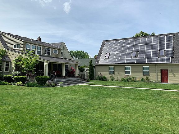 2nd image of 625 Catherine St