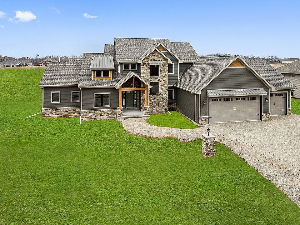 1st image of 2758 Creekwood Cir