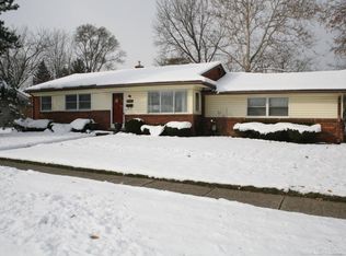 47771 Jeffry St, Utica, MI 48317