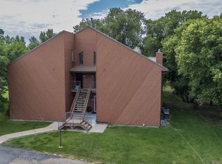 3022 Manchester St, Bismarck, ND 58504