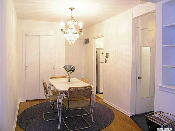 4th image of 21204 73rd Ave #5P
