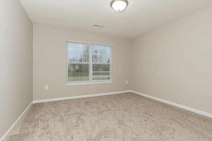 430 Clara Dr — Photo 7