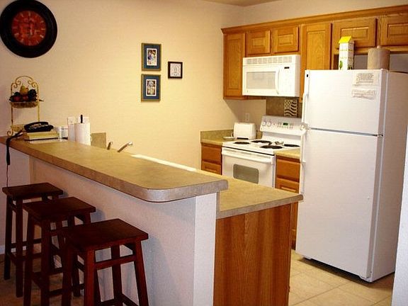3rd image of 730 Mather St APT B101