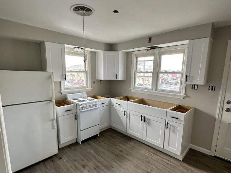 1701 E Greenleaf St — Photo 3