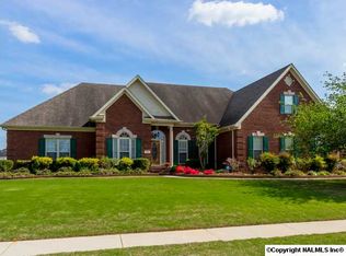 118 Hidden Creek Dr, Huntsville, AL 35806