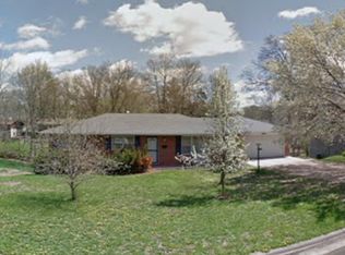 300 E Briarwood Ln, Columbia, MO 65203