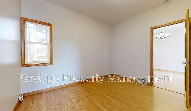806 34th Ave — Photo 10
