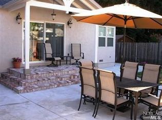 1119 15th St, Santa Rosa, CA 95404