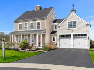 4 Point Shore Dr, Amesbury, MA 01913
