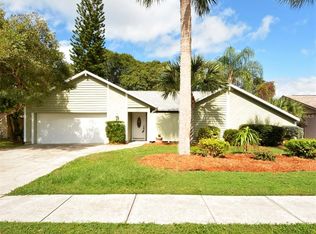2925 Woodpine Cir, Sarasota, FL 34231