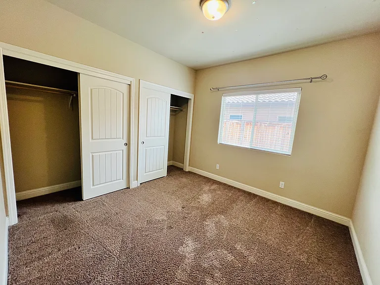 9223 Oak Garden Ln — Photo 6