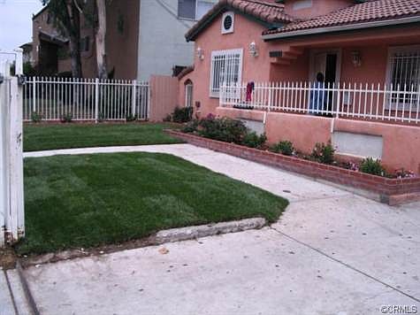 4th image of 1023 W 92nd St