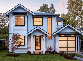 2480 Plumer St, Oak Bay, BC V8S5H1