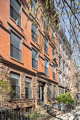Sold by Compass | media 14