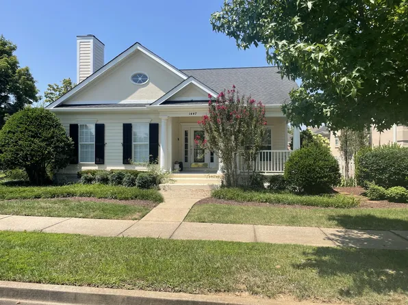 1447 Charleston Ct, Murfreesboro, TN 37130