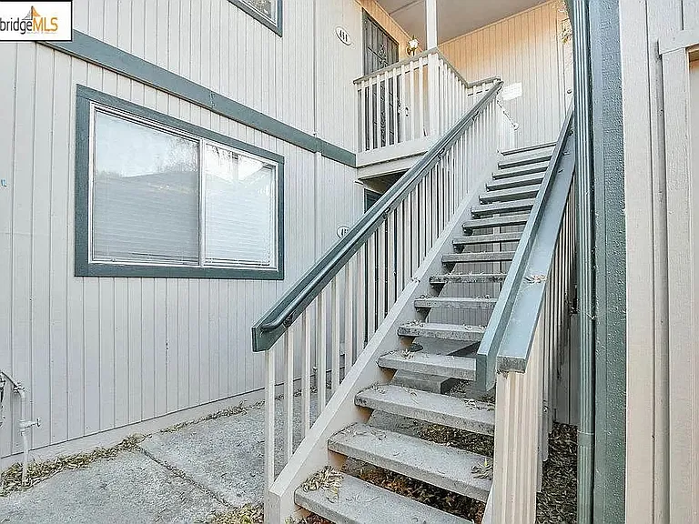 456 Lancaster Ln — Photo 20