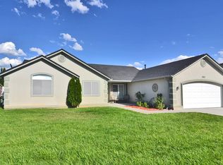 1917 S 2465 W, Syracuse, UT 84075